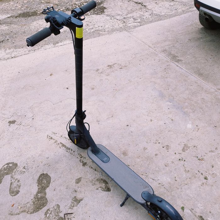 Trotineta electrica Xiaomi 2025