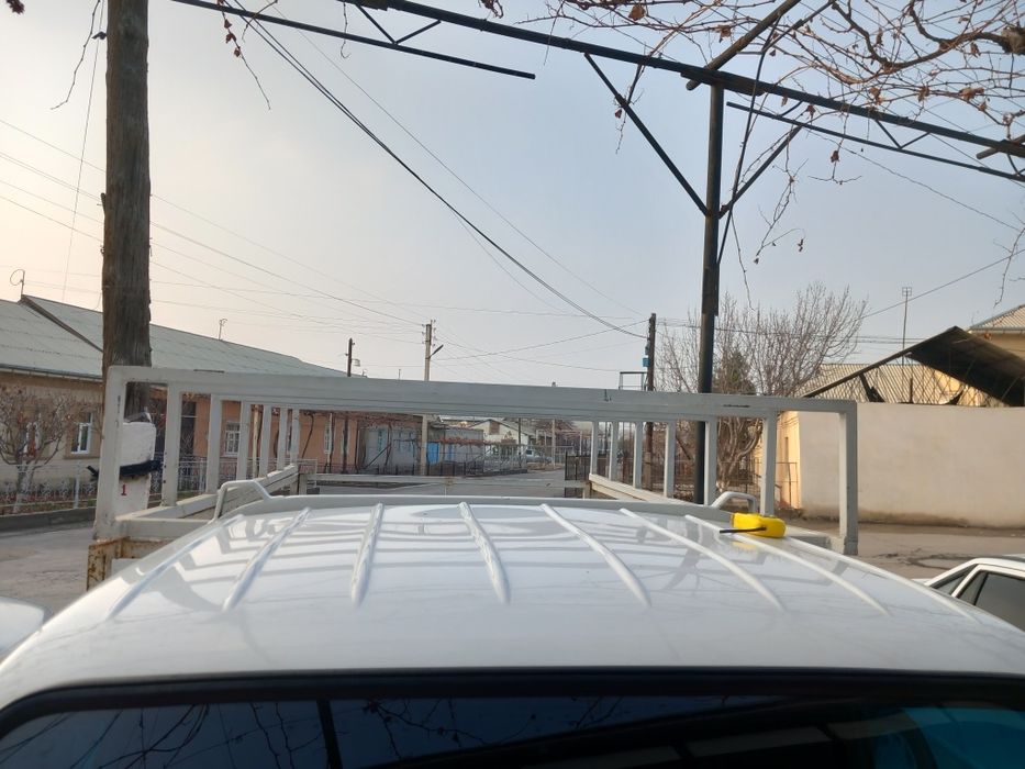 Labo ga profildan yasalgan karkaz reshotka sotiladi.