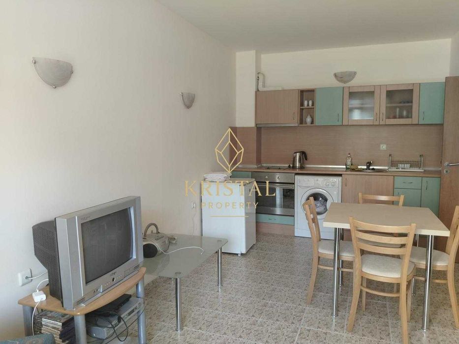 Продава се Двустаен апартамент в к.к. Слънчев бряг - 55 кв.м за 1300 €/кв.м - Снимка #1