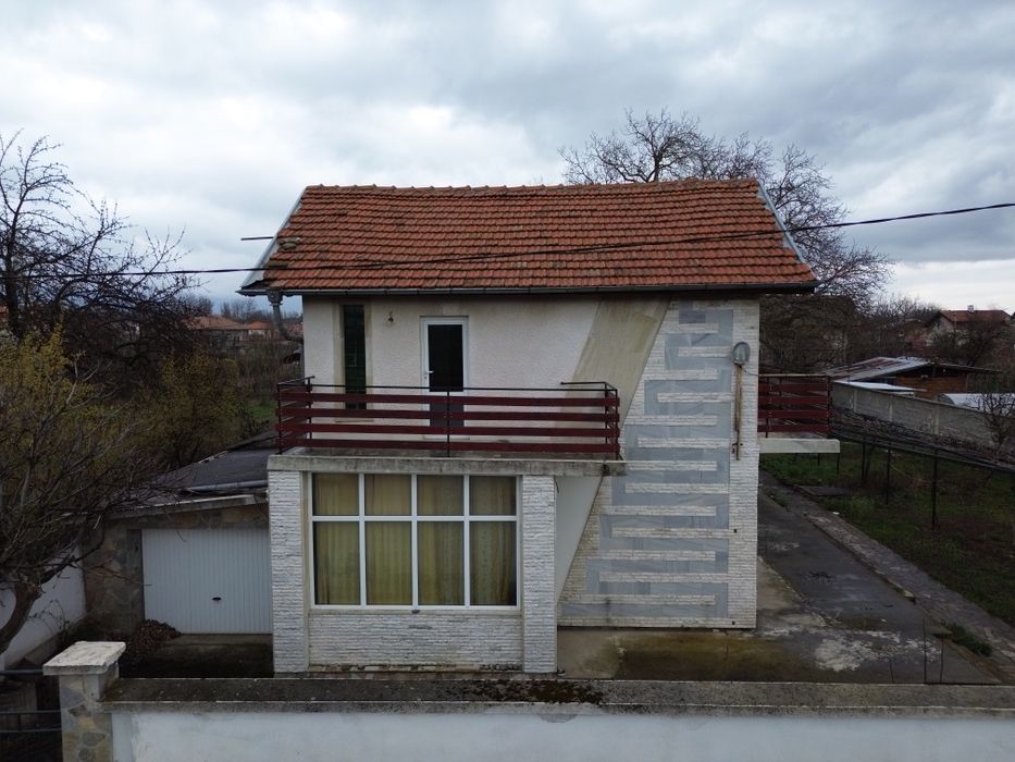 Продава се Къща в Казанлък - 200 кв.м за 765 €/кв.м - Снимка #1