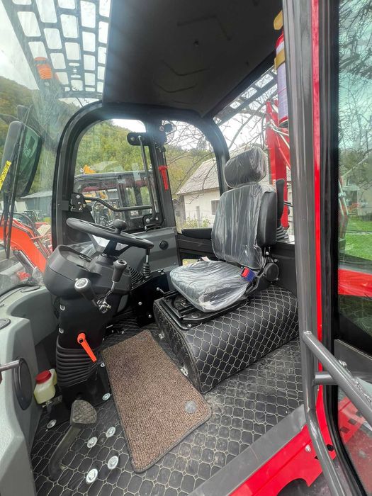 Buldoexcavator Macao BX300 PRO