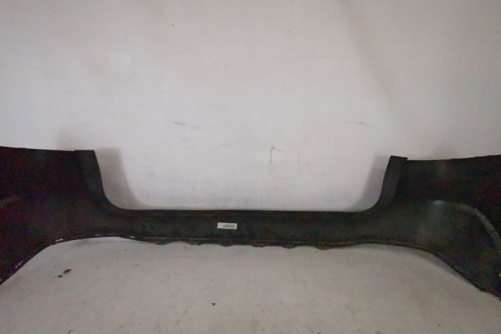 Задна броня със сензори и без престилка, оригинална, в добро състояние