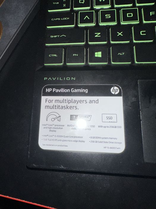 Noutbook sotiladi hp sastayanasi yaxshi intel core i5 9gen