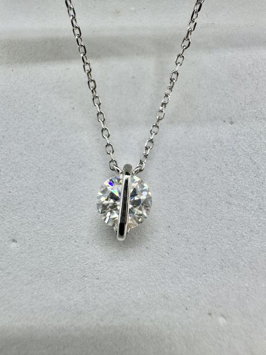 Сребърно колие с мойсанит (Диамант) 1 карат