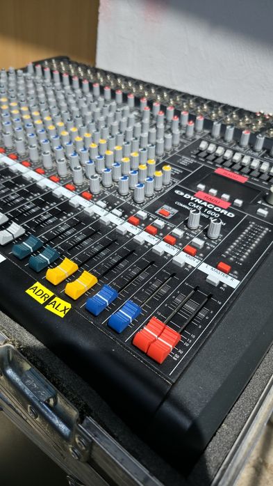 Vând  QSC pl340( dynacord cms/d12)