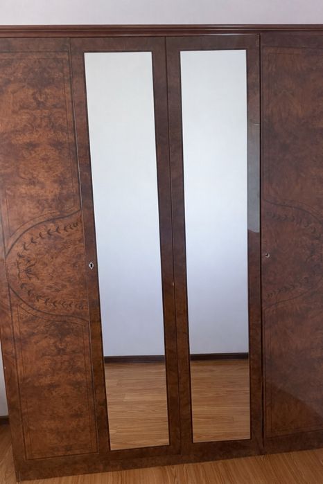 Спальный гарнитур б/у