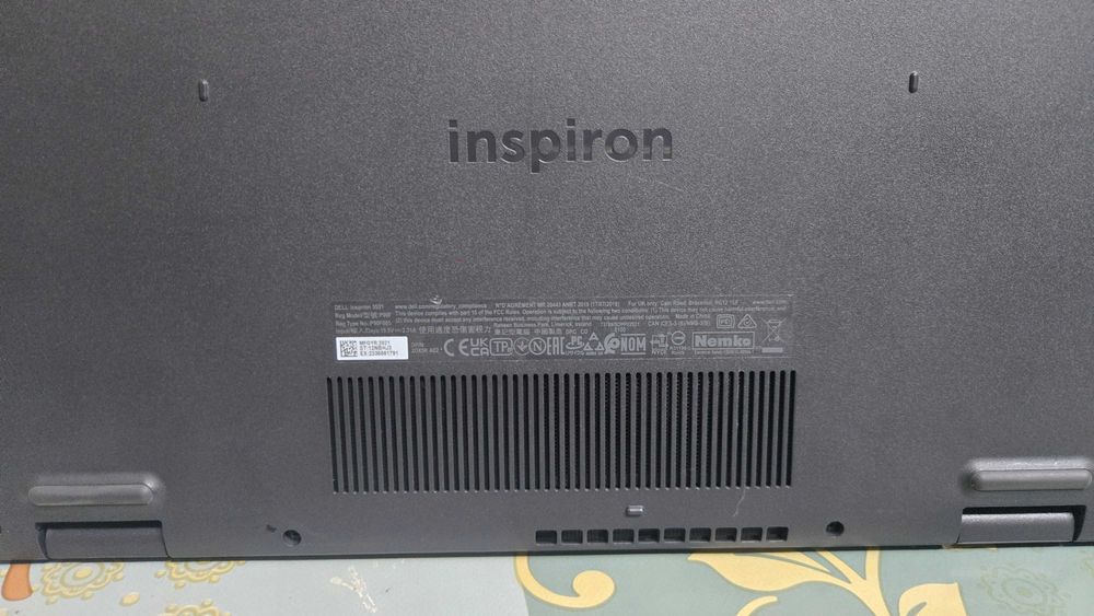 Dell 11th 15.6HD/ i5-1135g7/ 8gb/ SSD-256gb/ Intel iris xe graphics