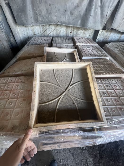 Калъпи за тротоарни плочки