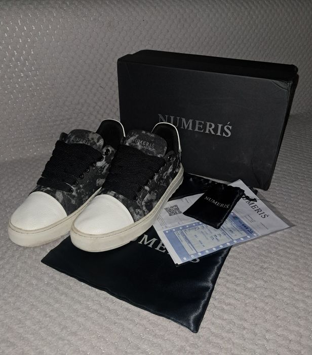 Numeris Gray 42s