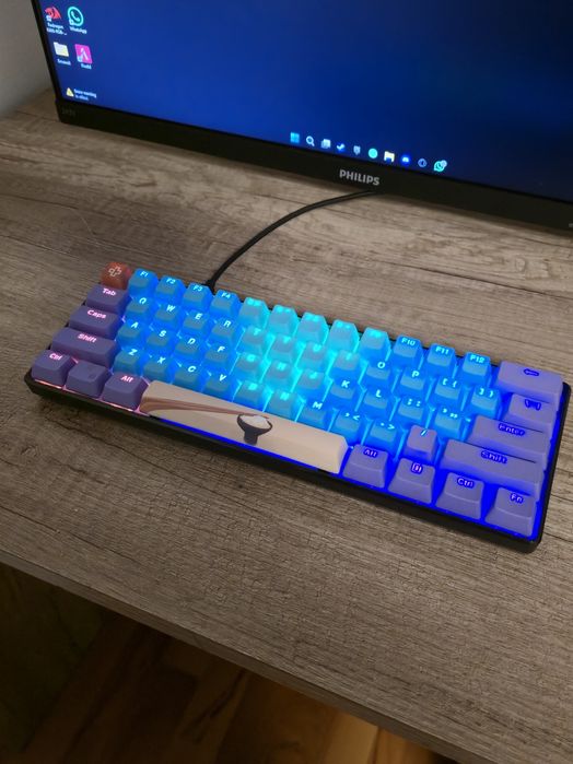 Tastatură Gaming Mecanică QwertyKey Rice 60% RGB - Hot-swappable