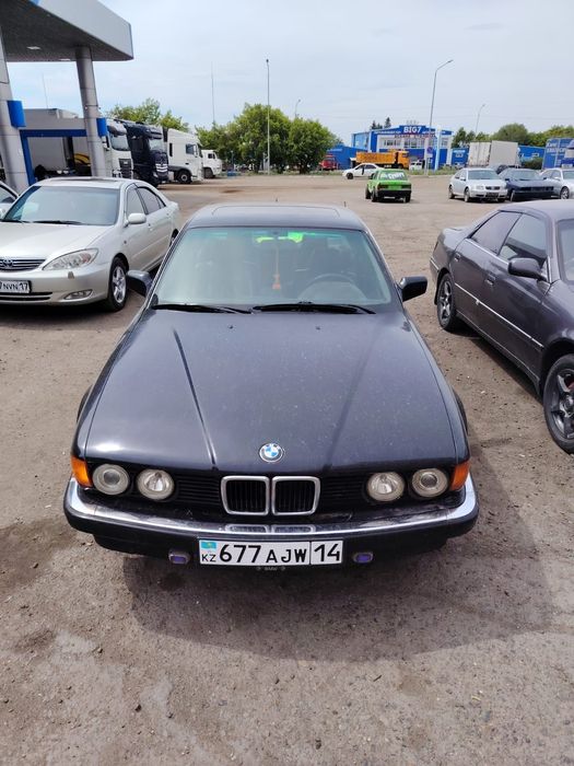 Продам машину BMW