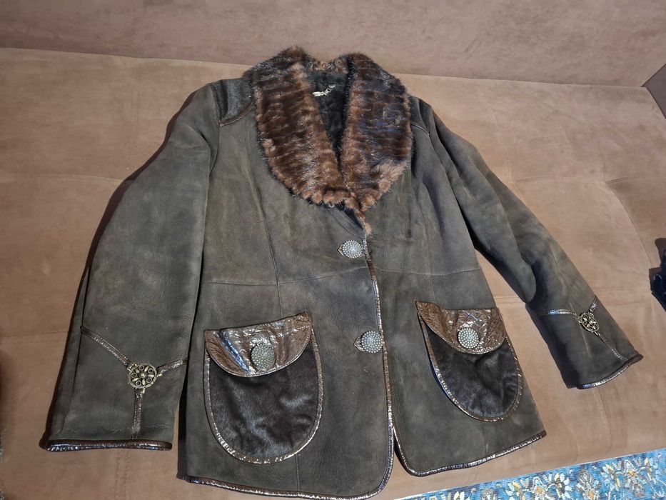 модная женская дубленка