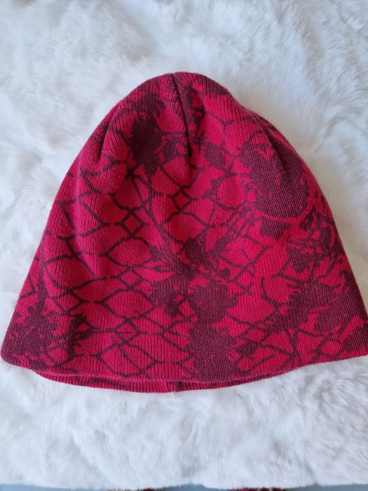 Лот шапки за момиче