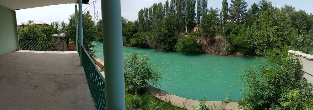 Байтқўрғонда уй сотилади срочна