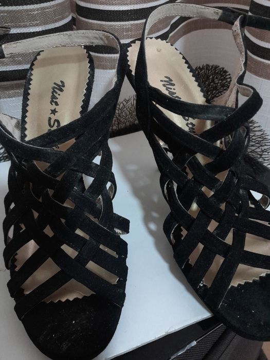 Sandale cu toc,de ocazie Nist stil,din piele.