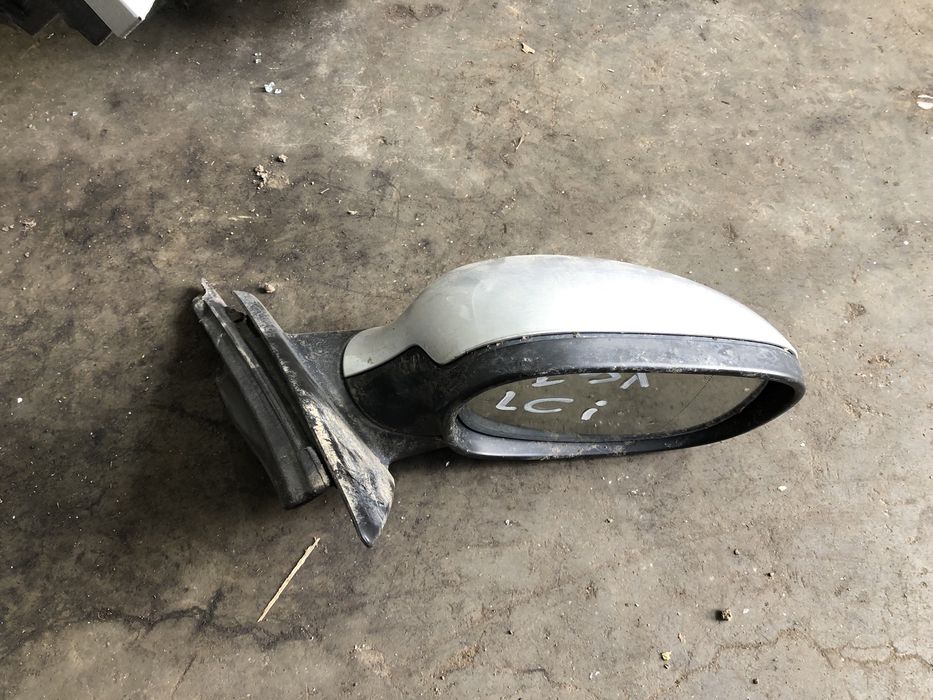 Дясно огледало бмв 3 е90/91 фейслифт ( dqsno ogledalo bmw 3 e90/91 LCI