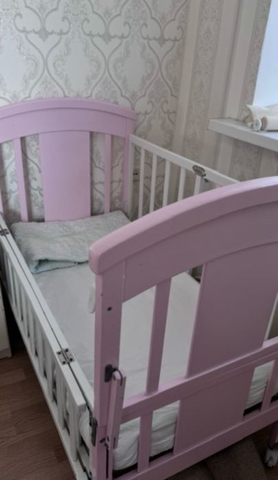 Детская кроватка