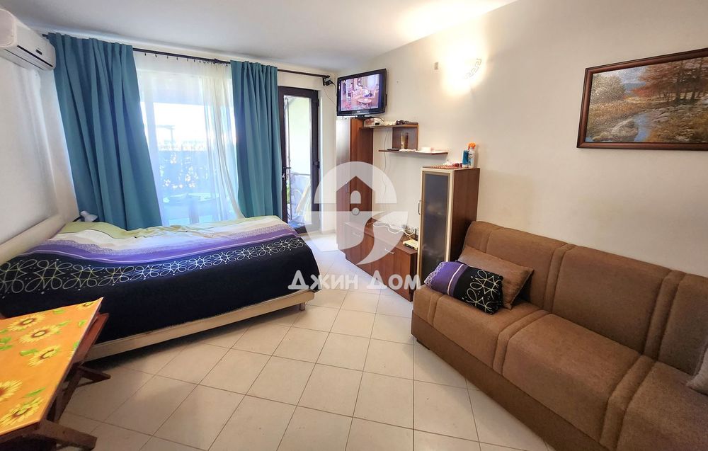 Продава се Едностаен апартамент в с. Лозенец, Област Бургас - 40 кв.м за 1648 €/кв.м - Снимка #1