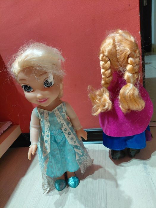 Ana si Elsa de la Noriel