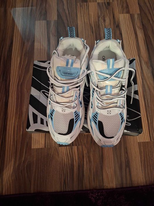 Off white brb noi