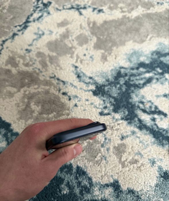 Vând iphone 17 pro
