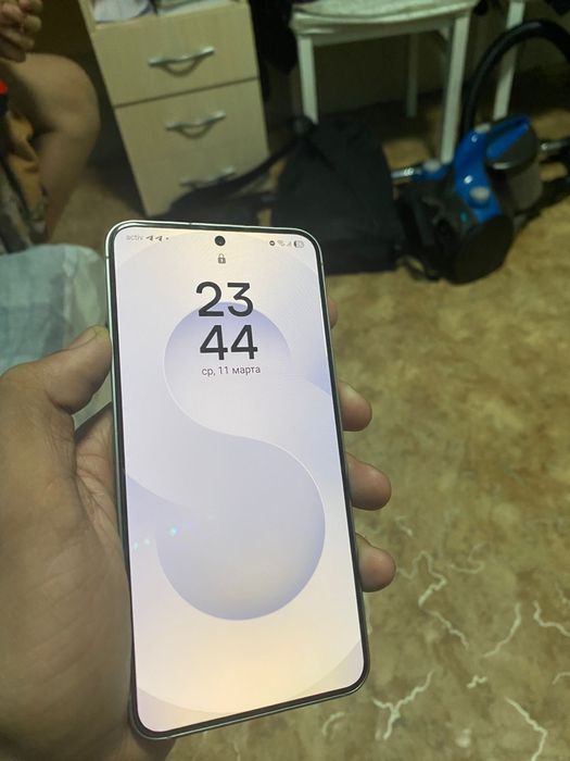 Продается Самсунг С25