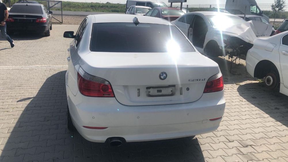 Dezmembram BMW 520D automat an fabr 2009