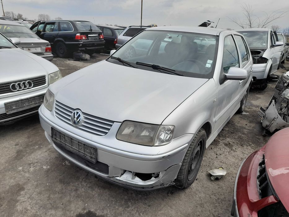 На части! VW Polo 1.4