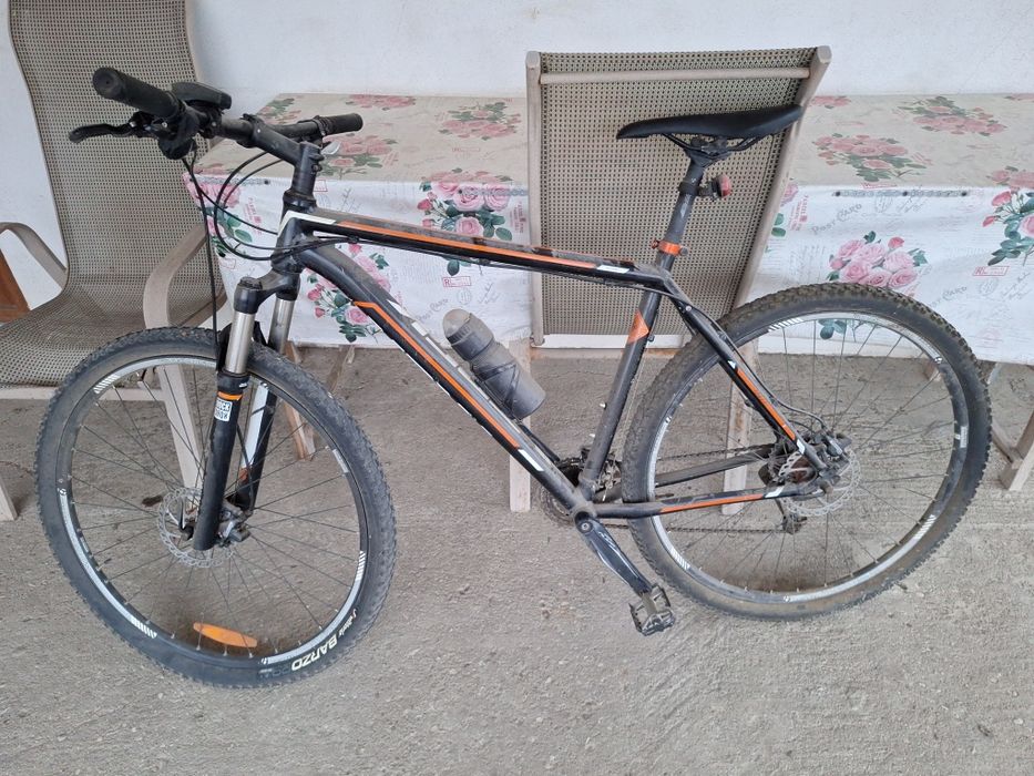 Se vinde Bicicleta Trek