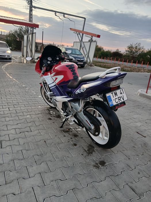 Vând Honda CBR 600