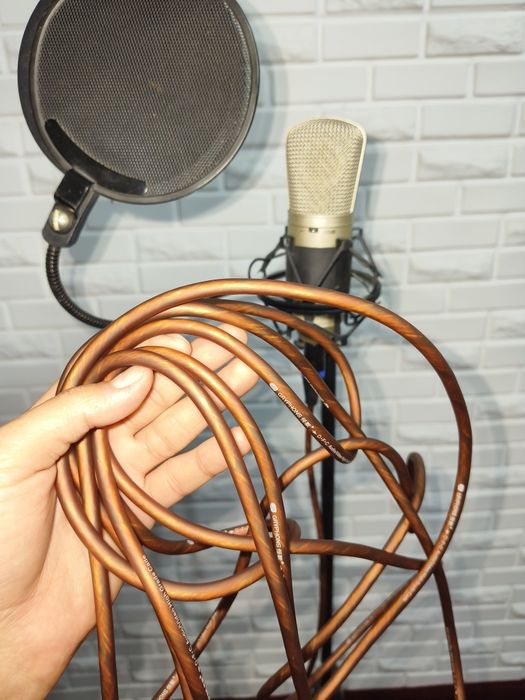 Focusrite Behringer