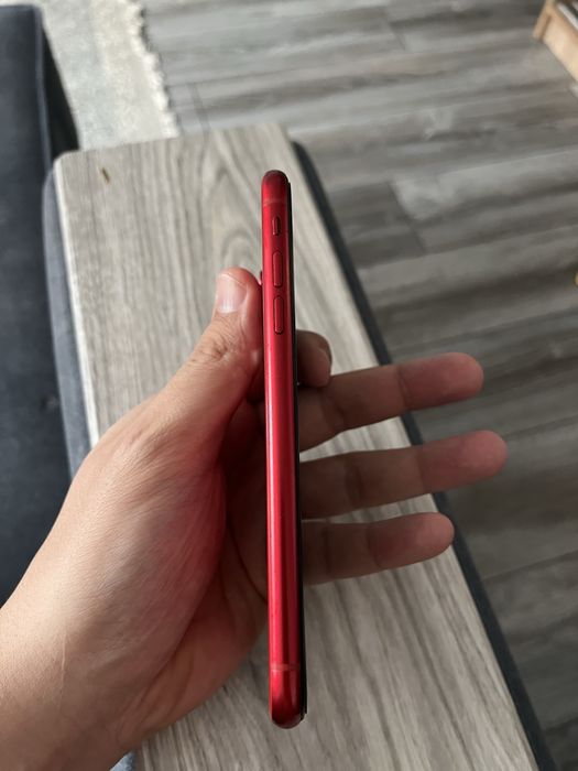 Айфон хр 64гб red