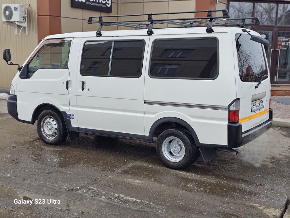 Mazda Bongo Автомат ГазБензин