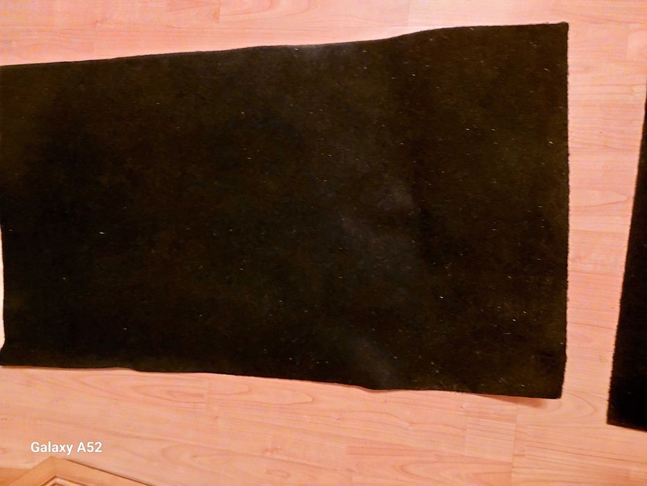 Продавам   пътеки