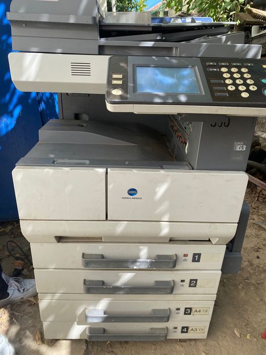 Imprimanta konica minolta bizhub 350 250