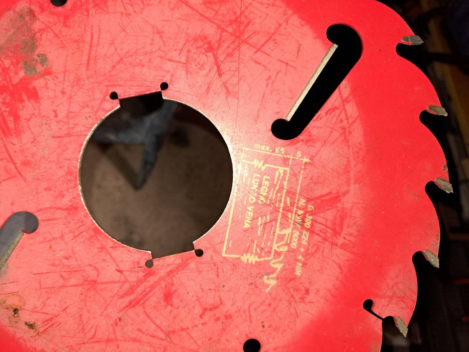 Panza lemn circular/masa de taiat noua