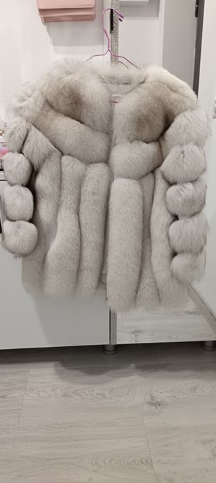 Haina din blana naturala