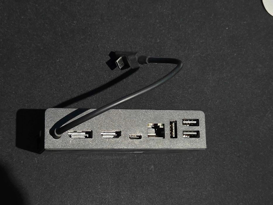 Steam Deck LCD 512GB и Official Docking Station – като нов, пълен комплект
