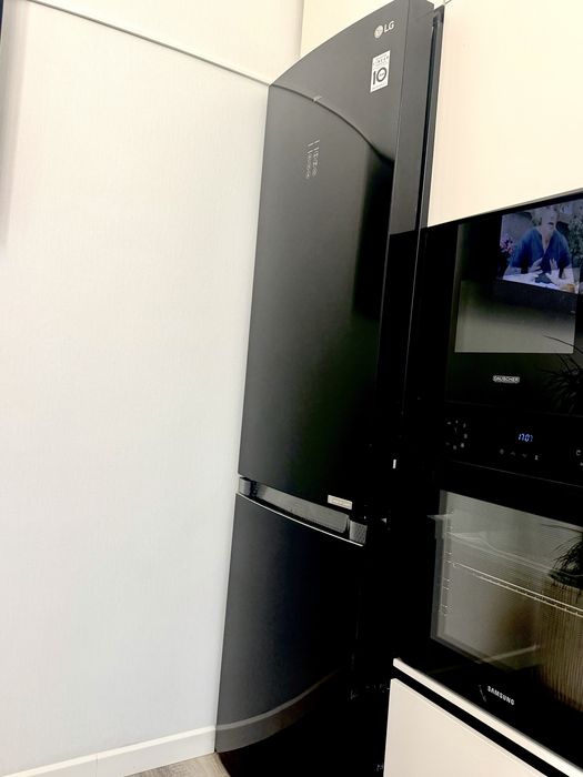 Продам холодильник LG , в отличном состоянии