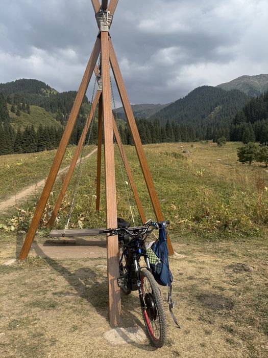 Электровелосипед полный привод Kona Hoss
