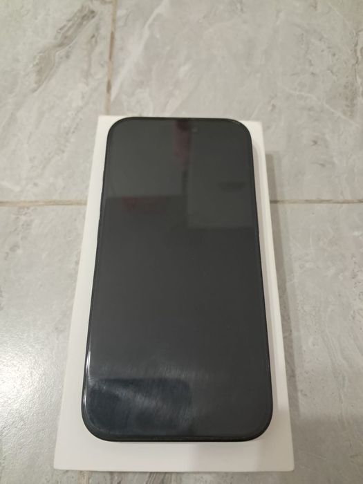 Продам Iphone 16 идеал