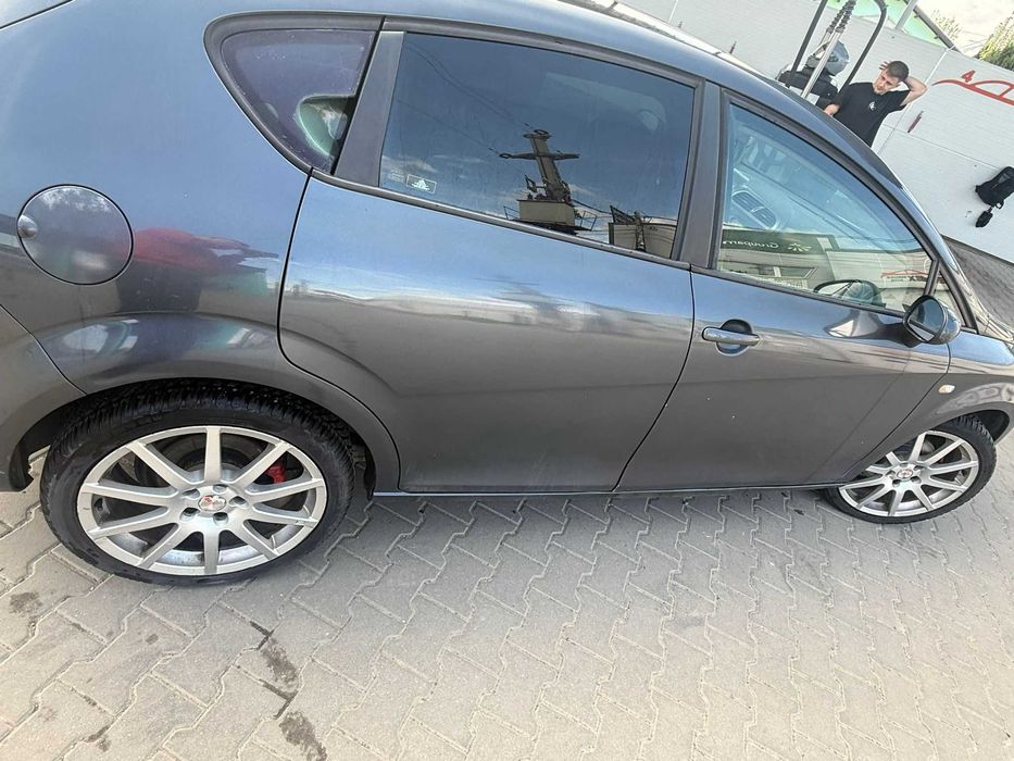 SEAT Leon 1P 2006 1.9 TDI (BXE)