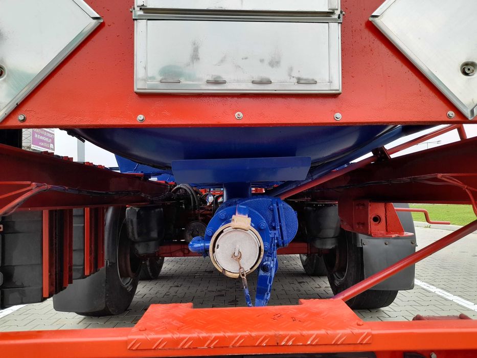 Cisterna bitum Kassbohrer