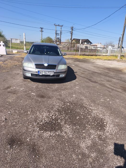 Vând Skoda Octavia 2