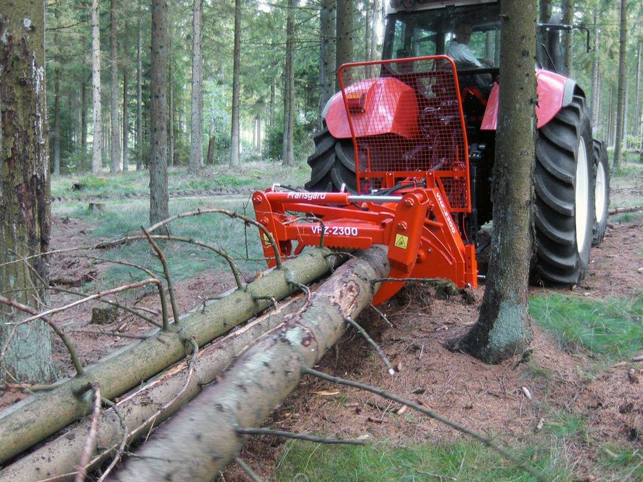 Graifer tractor VHZ-2300 cu troliu 3 tone