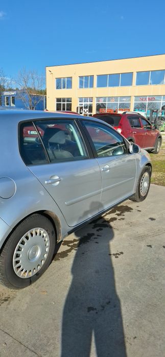 Продавам  VW GOLF  5