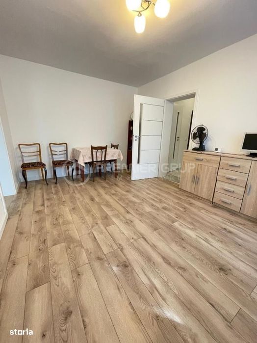 Etaj 2! Apartament 3 camere 67mp, Podu Ros - Titu Maiorescu, CT