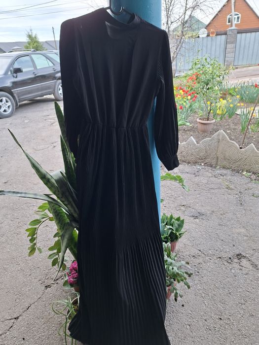 Продам вечерние платья