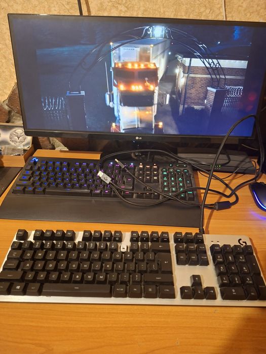 Клаватура Logitech G413 Silver