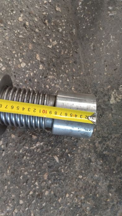 Винт за преса или машина и др.